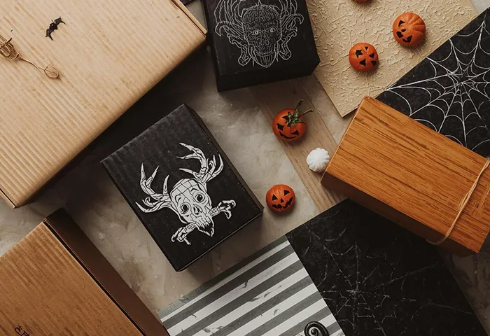 Material Options for Halloween Boxes
